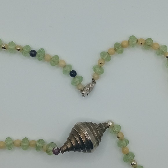 Vintage Women's Beaded Necklace Statement Abstract Pendant Fashion Jewelry READ - Picture 9 of 11